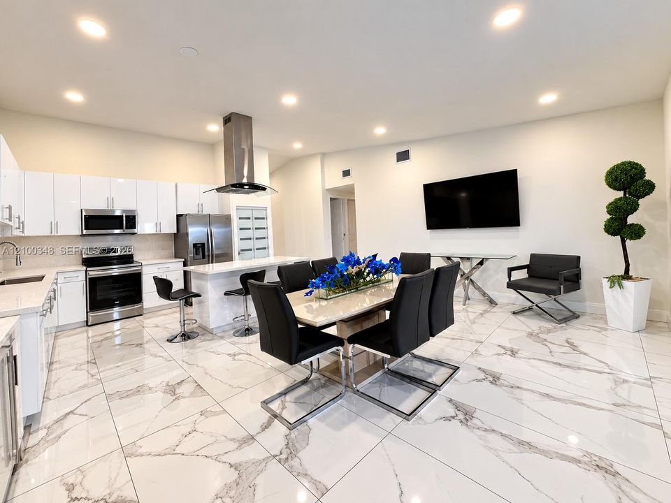 For Sale: $799,000 (4 beds, 3 baths, 2301 Square Feet)