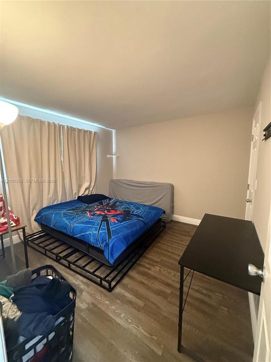 For Sale: $189,000 (2 beds, 1 baths, 840 Square Feet)