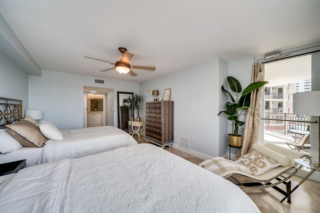 21-web-or-mls-Interior-20 (2)