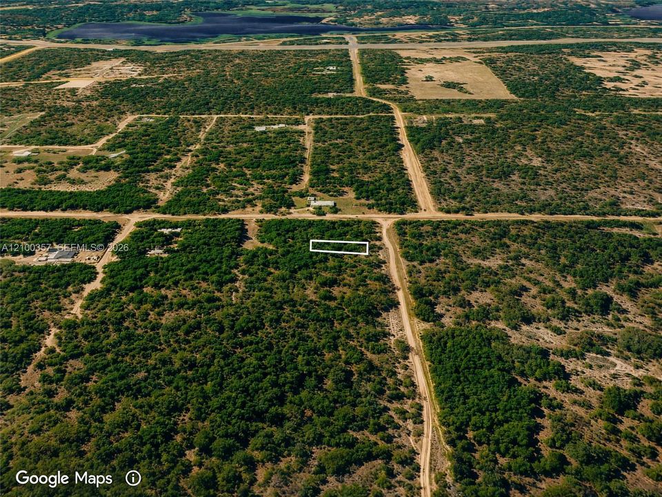 На продажу: $5,000 (0.09 acres)