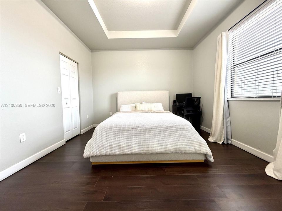 For Rent: $3,050 (3 beds, 2 baths, 1574 Square Feet)