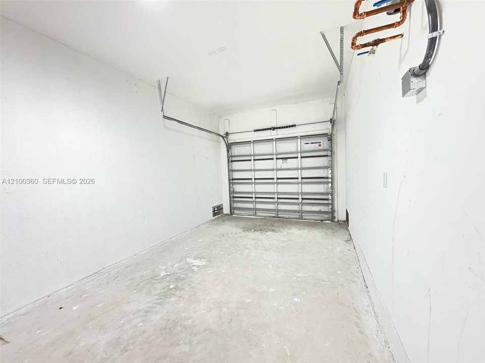 В аренду: $3,000 (3 спален, 2 ванн, 1492 Квадратных фут)