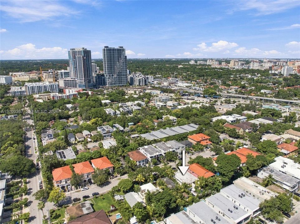 На продажу: $1,995,000 (3 спален, 2 ванн, 2406 Квадратных фут)