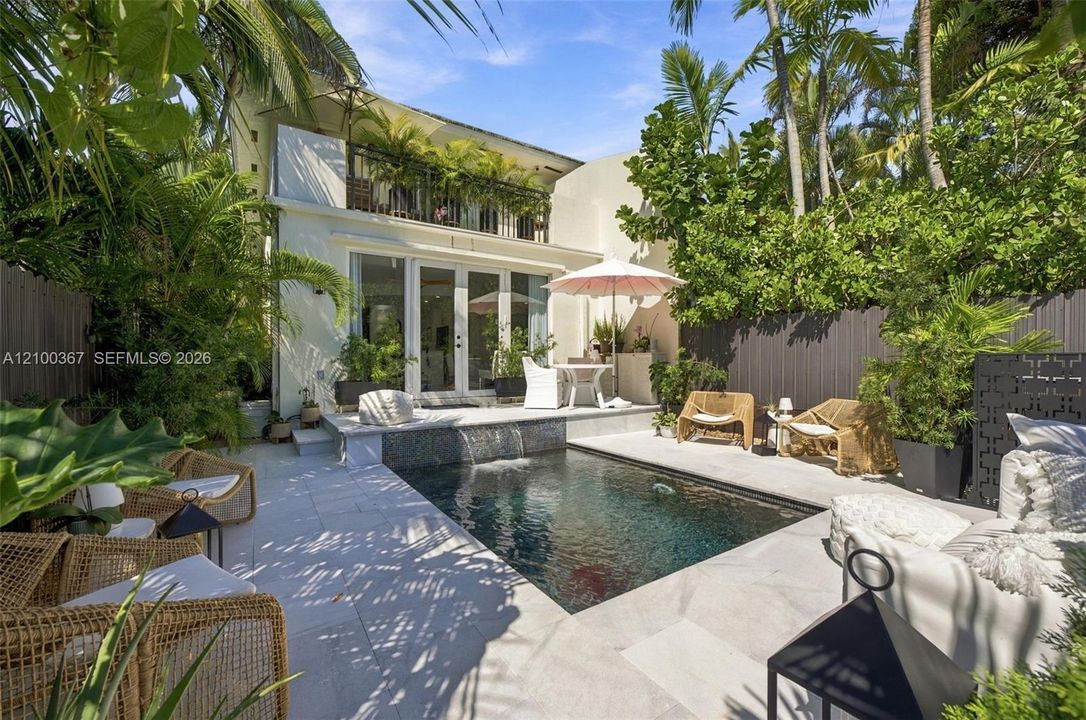 Pool/Patio