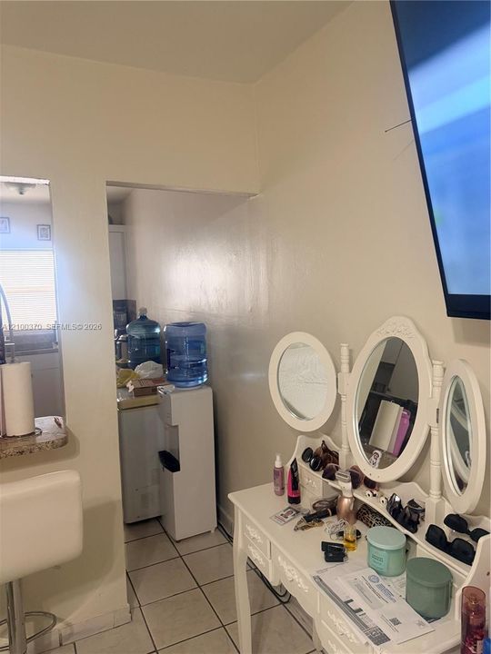 En Renta: $1,450 (1 camas, 1 baños, 2668 Pies cuadrados)