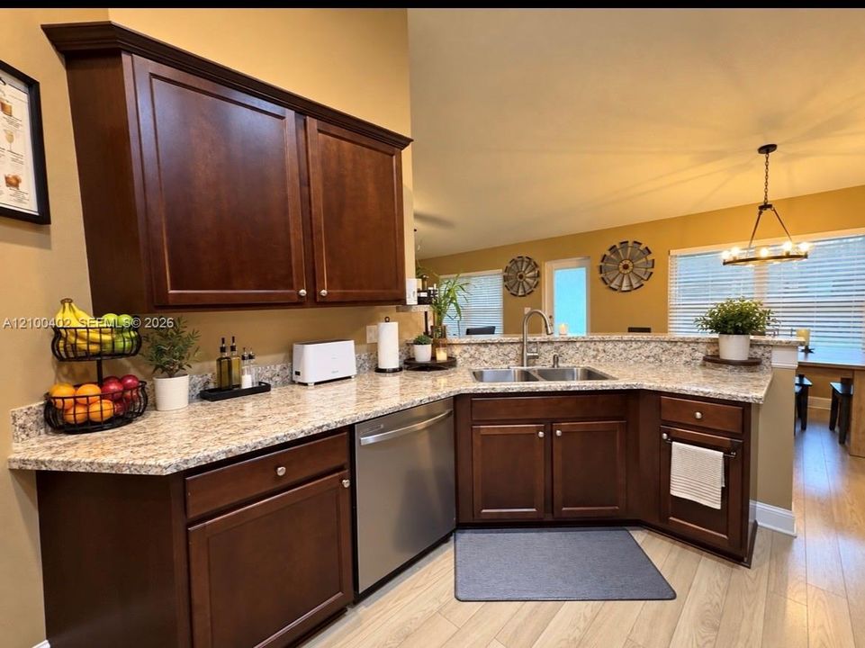 For Sale: $420,000 (4 beds, 2 baths, 1767 Square Feet)