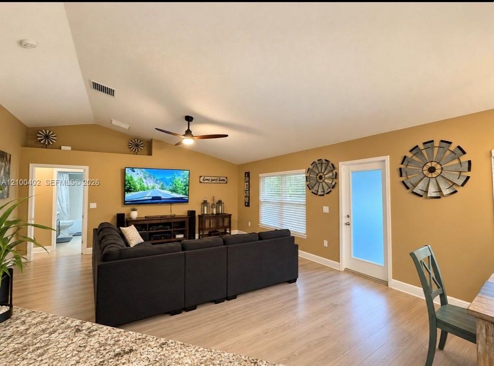 For Sale: $420,000 (4 beds, 2 baths, 1767 Square Feet)