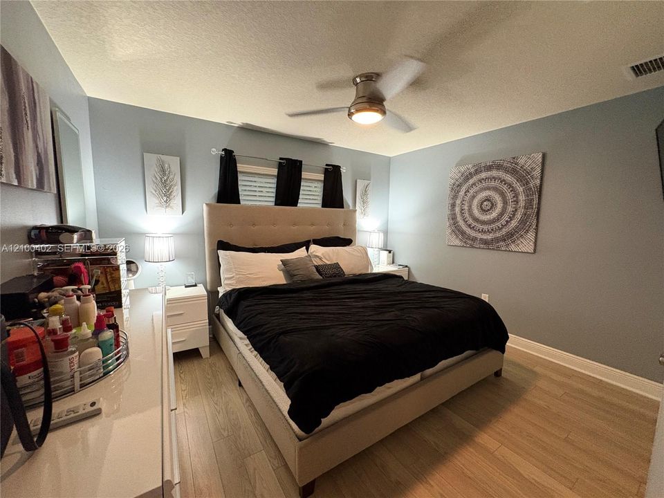 For Sale: $420,000 (4 beds, 2 baths, 1767 Square Feet)