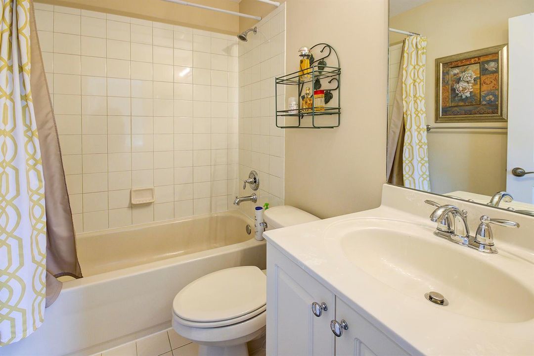 2nd Bathroom