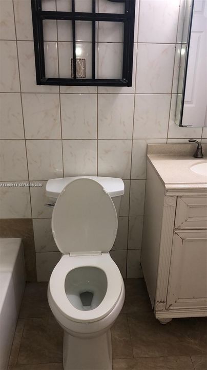 В аренду: $1,875 (2 спален, 2 ванн, 793 Квадратных фут)