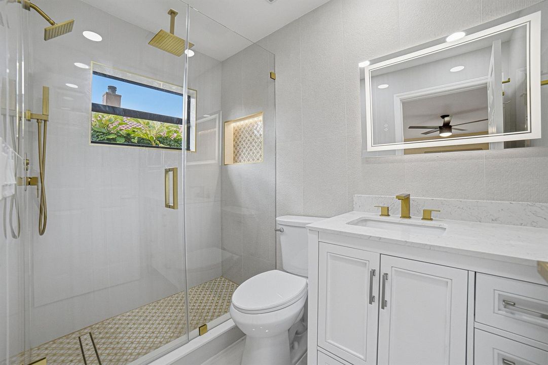 28-Bathroom