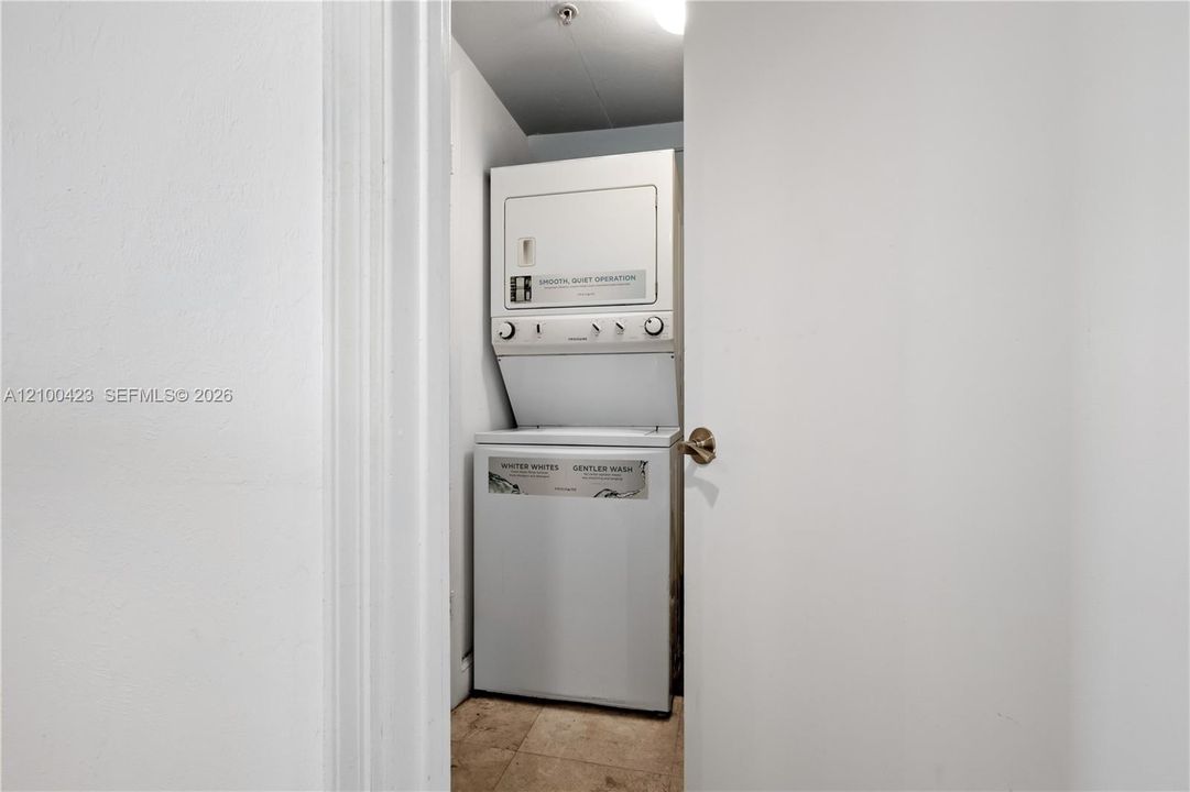 En Venta: $360,000 (2 camas, 2 baños, 1603 Pies cuadrados)