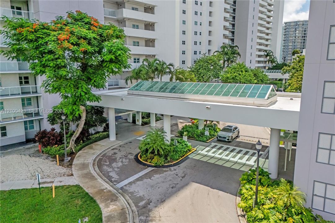 En Venta: $360,000 (2 camas, 2 baños, 1603 Pies cuadrados)