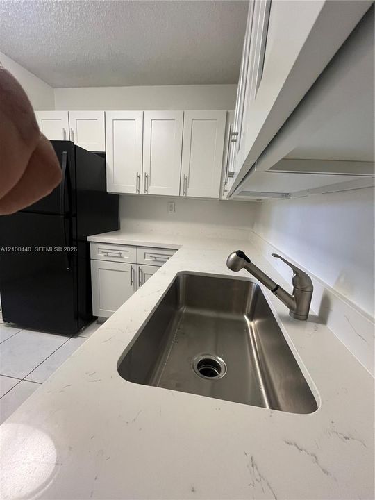 For Sale: $314,900 (2 beds, 2 baths, 847 Square Feet)