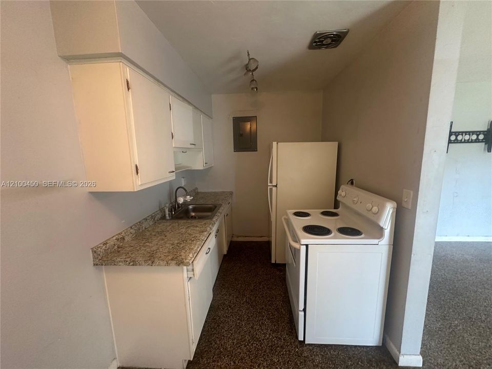 В аренду: $1,600 (1 спален, 1 ванн, 5769 Квадратных фут)