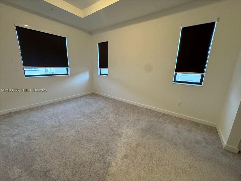 En Renta: $3,750 (4 camas, 3 baños, 1888 Pies cuadrados)