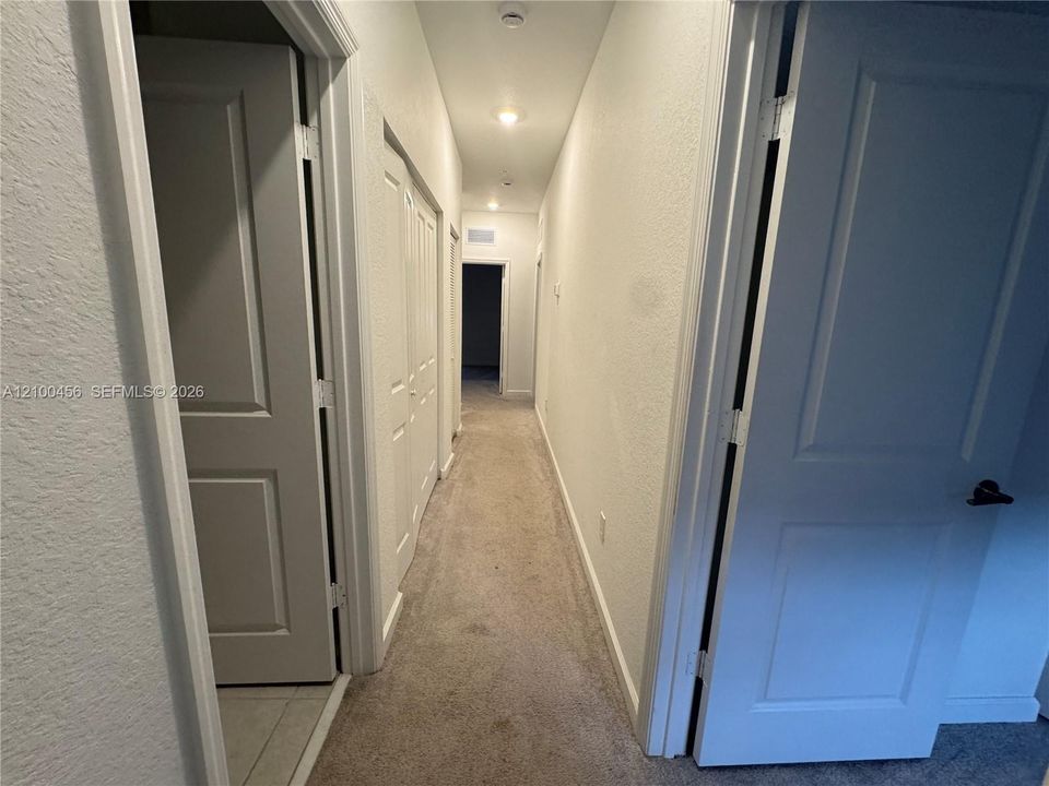 En Renta: $3,750 (4 camas, 3 baños, 1888 Pies cuadrados)
