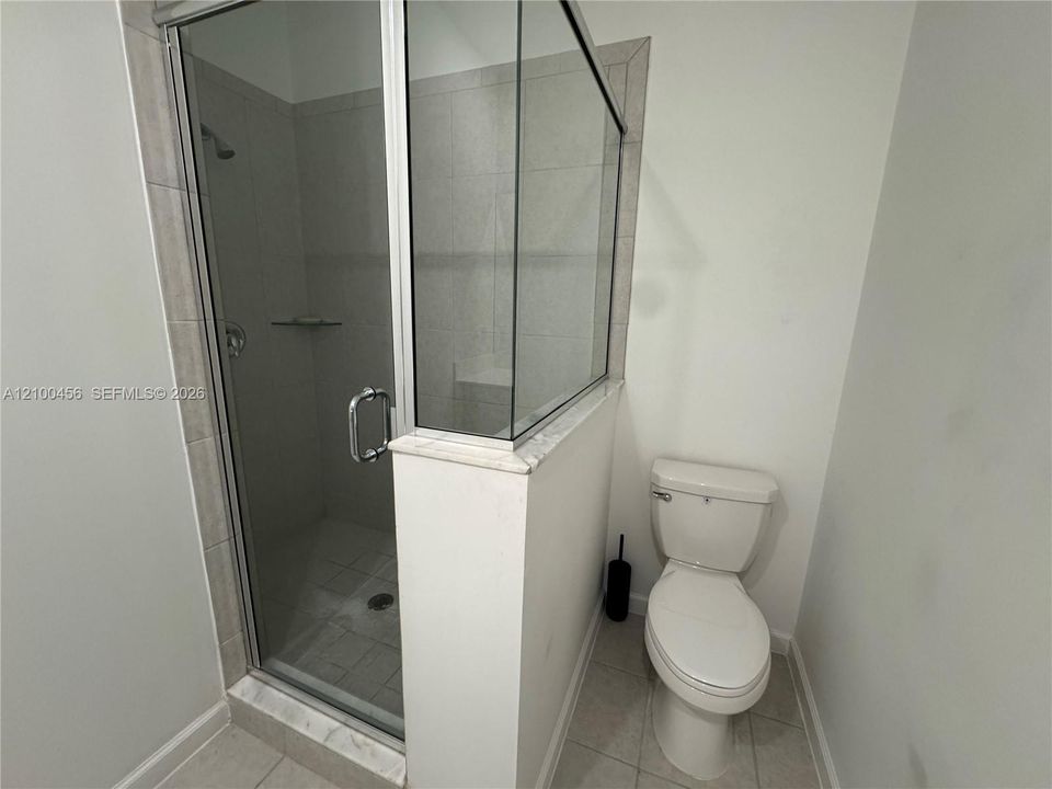 En Renta: $3,750 (4 camas, 3 baños, 1888 Pies cuadrados)