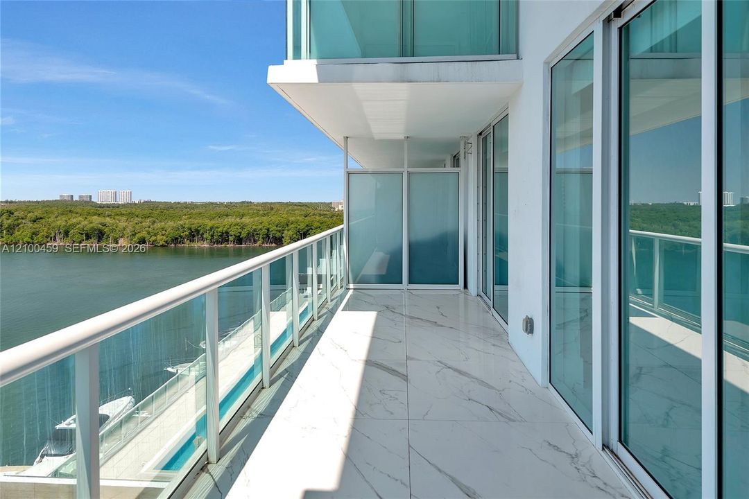 В аренду: $5,900 (2 спален, 3 ванн, 1732 Квадратных фут)
