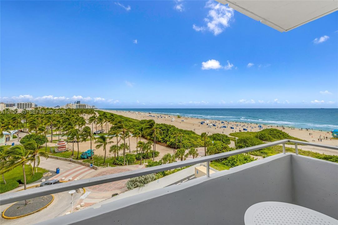 For Sale: $495,000 (0 beds, 1 baths, 418 Square Feet)