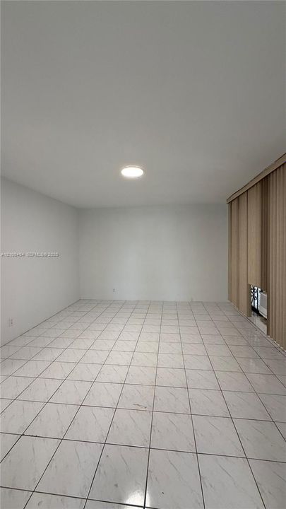 В аренду: $2,150 (2 спален, 1 ванн, 858 Квадратных фут)