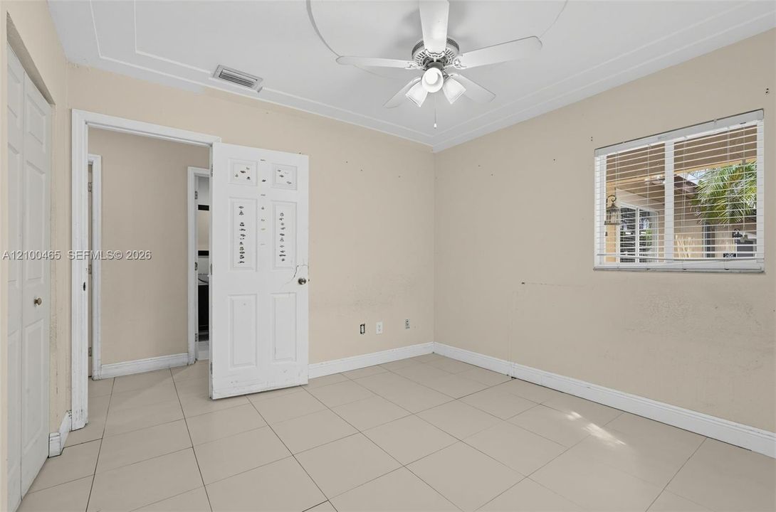 For Sale: $600,000 (3 beds, 2 baths, 1519 Square Feet)