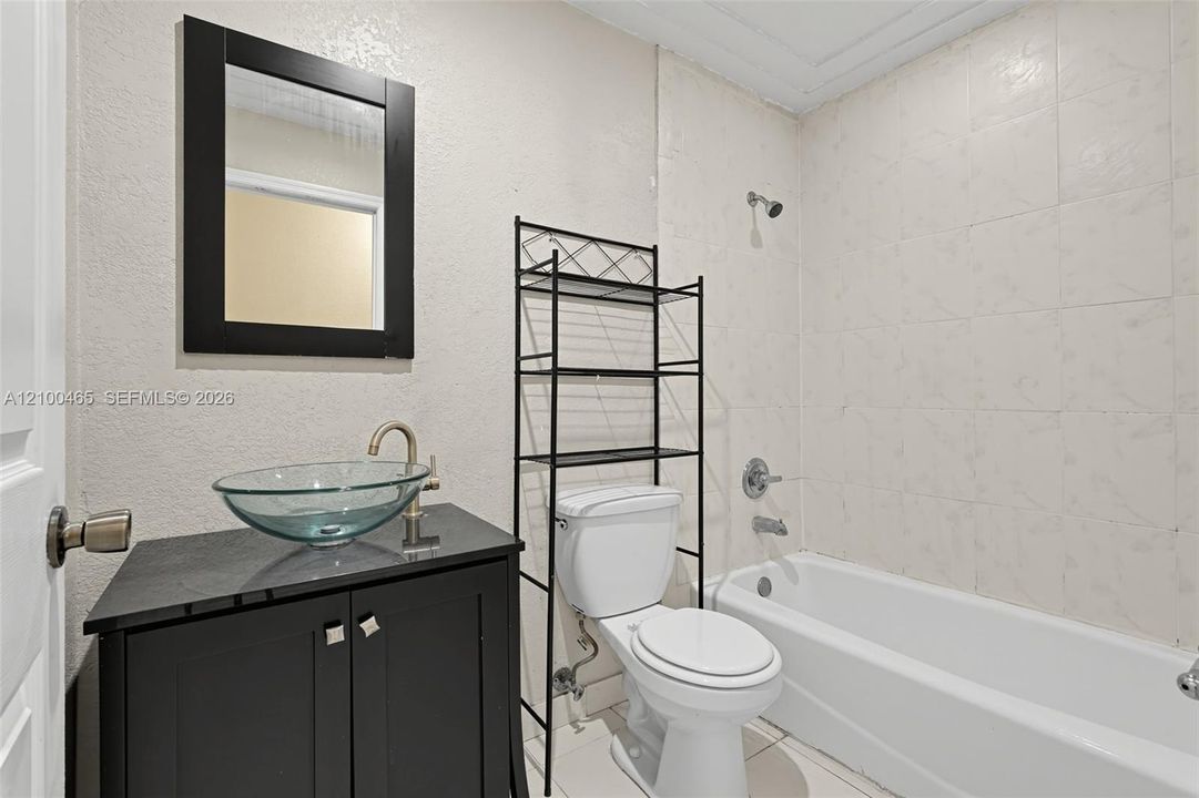 For Sale: $600,000 (3 beds, 2 baths, 1519 Square Feet)