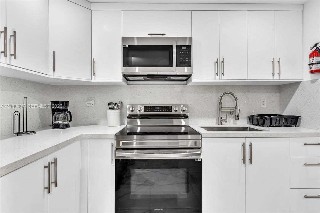 For Rent: $2,000 (2 beds, 1 baths, 500 Square Feet)