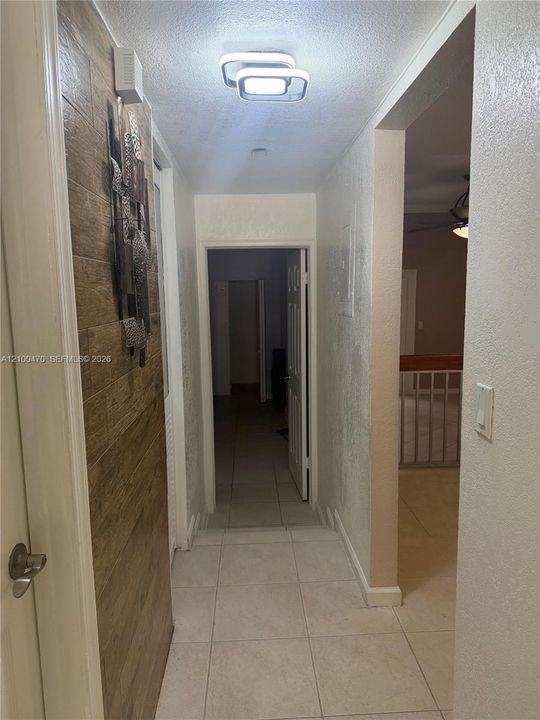 В аренду: $2,250 (2 спален, 2 ванн, 950 Квадратных фут)