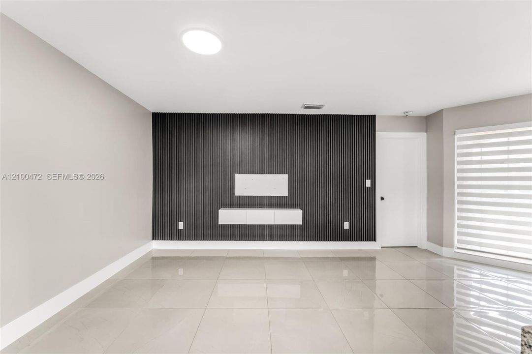 В аренду: $2,750 (3 спален, 2 ванн, 1300 Квадратных фут)