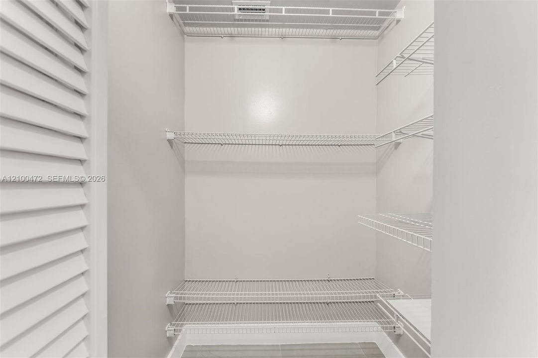 В аренду: $2,750 (3 спален, 2 ванн, 1300 Квадратных фут)