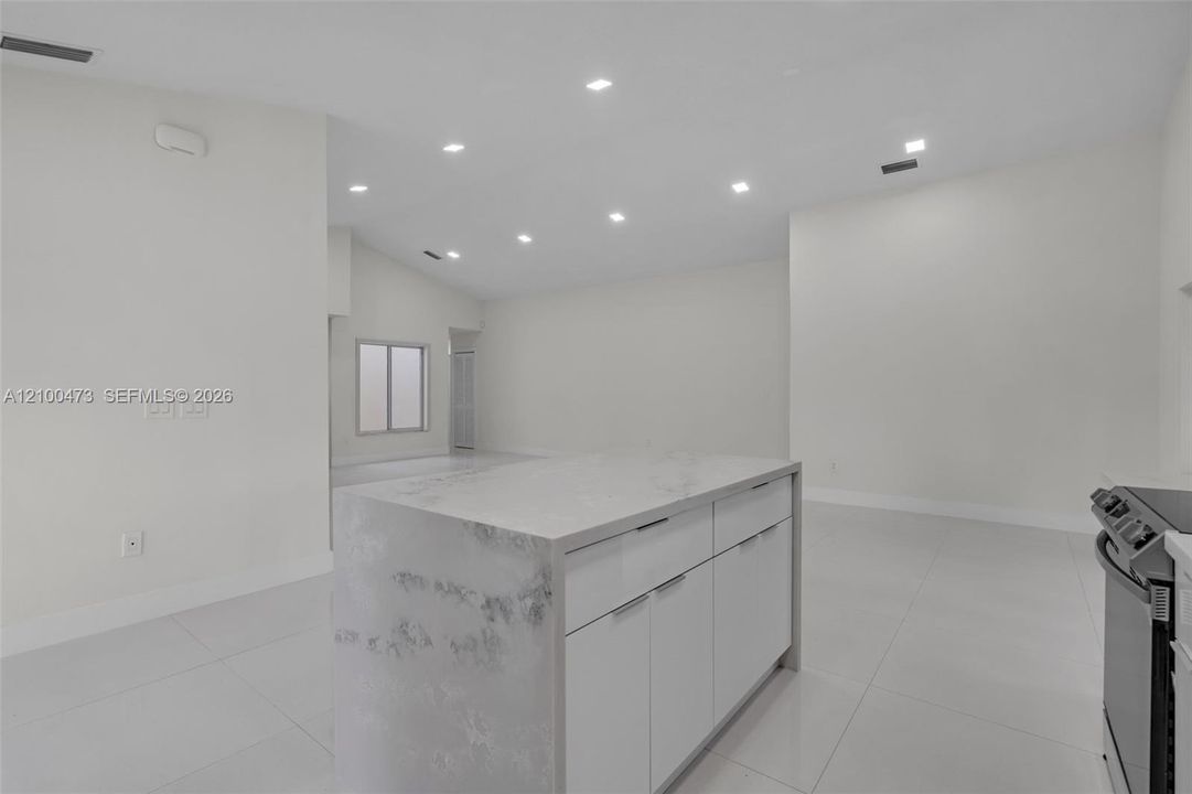 Kitchen/Dining