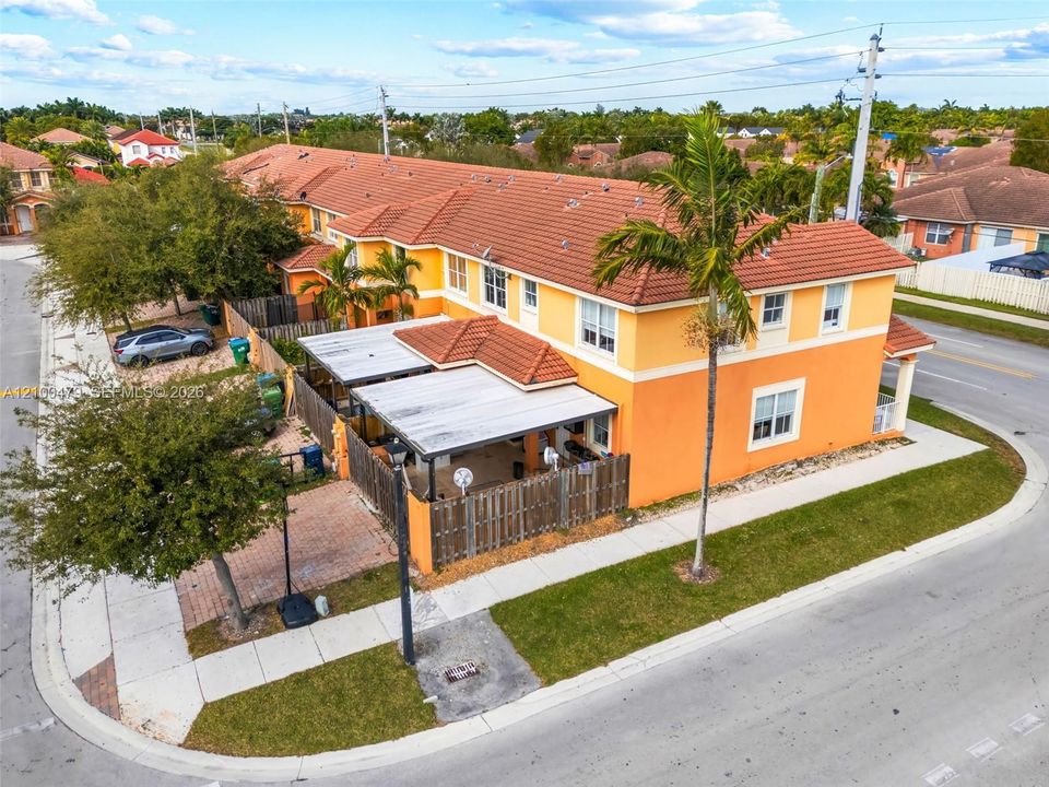 В аренду: $2,900 (3 спален, 2 ванн, 1540 Квадратных фут)