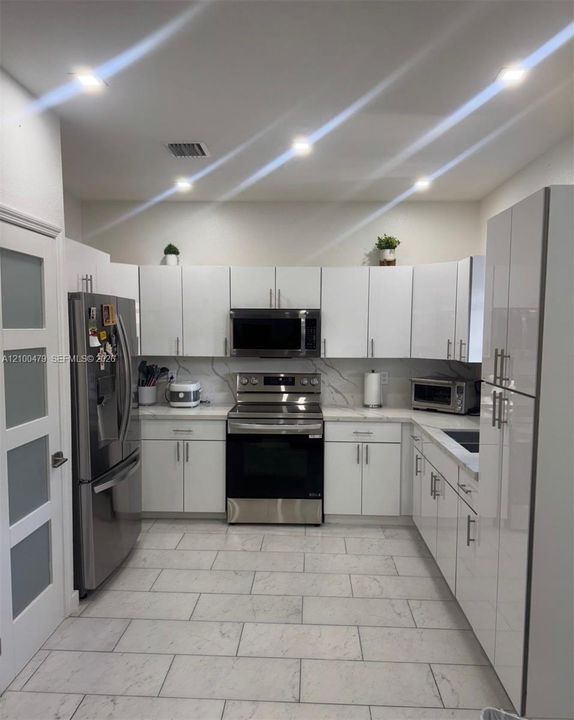 В аренду: $2,900 (3 спален, 2 ванн, 1540 Квадратных фут)