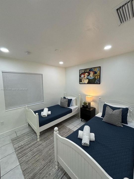 En Renta: $3,999 (3 camas, 2 baños, 1404 Pies cuadrados)