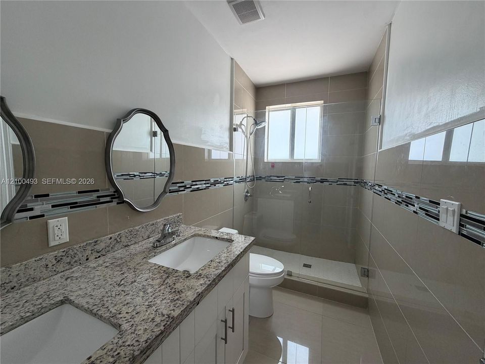 For Sale: $1,087,000 (4 beds, 4 baths, 2329 Square Feet)