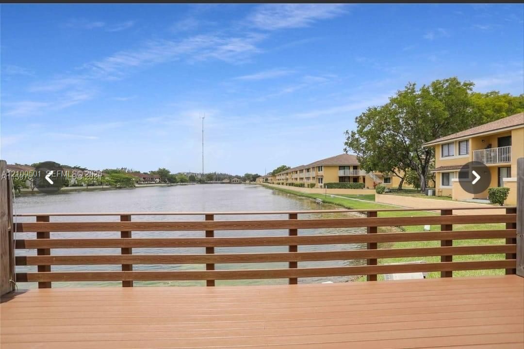 En Venta: $265,000 (2 camas, 2 baños, 1180 Pies cuadrados)
