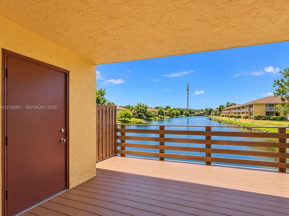 En Venta: $265,000 (2 camas, 2 baños, 1180 Pies cuadrados)