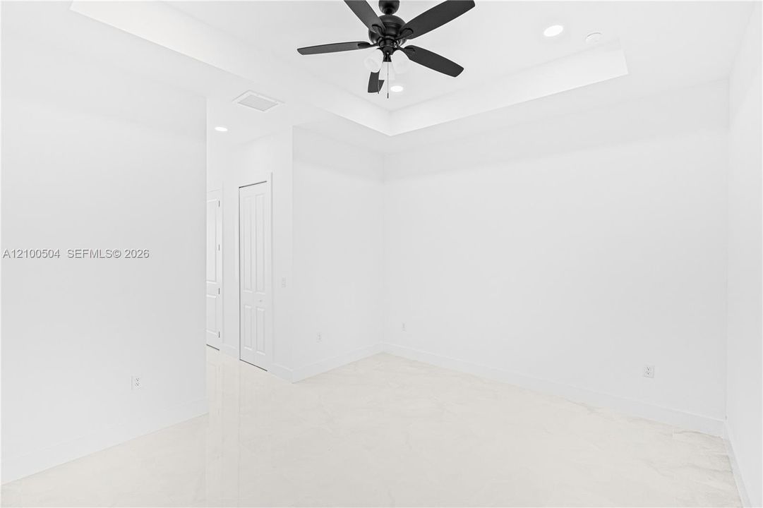 En Venta: $370,000 (4 camas, 3 baños, 0 Pies cuadrados)