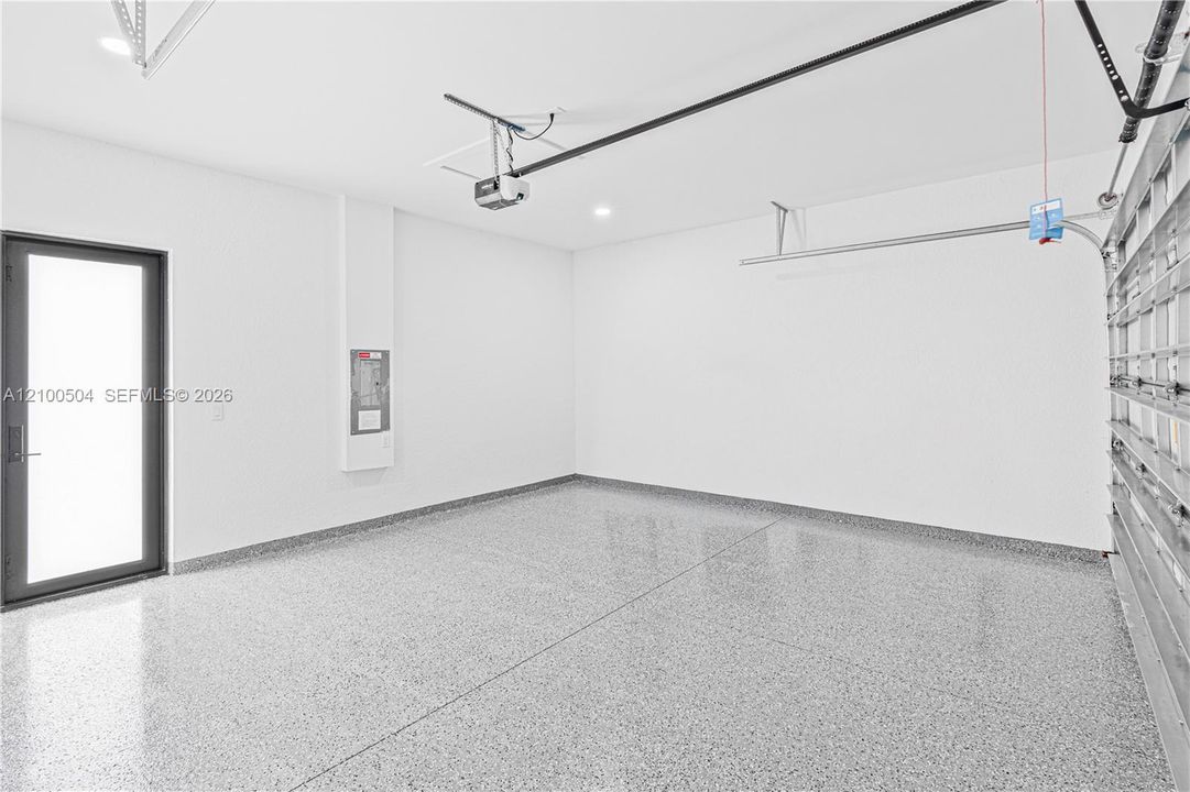En Venta: $370,000 (4 camas, 3 baños, 0 Pies cuadrados)
