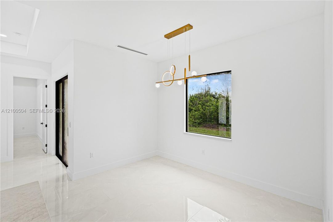 En Venta: $370,000 (4 camas, 3 baños, 0 Pies cuadrados)