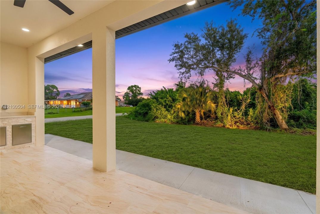 En Venta: $370,000 (4 camas, 3 baños, 0 Pies cuadrados)