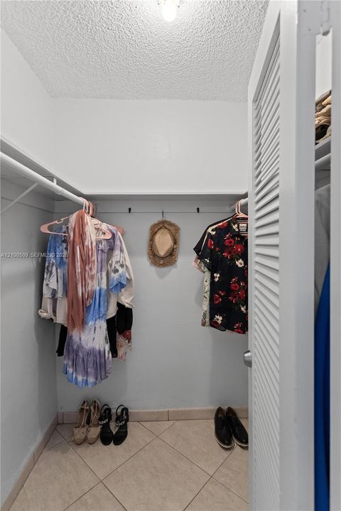 En Venta: $179,900 (1 camas, 1 baños, 750 Pies cuadrados)