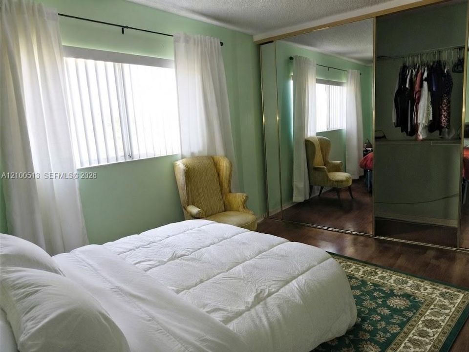 En Venta: $140,000 (2 camas, 2 baños, 944 Pies cuadrados)