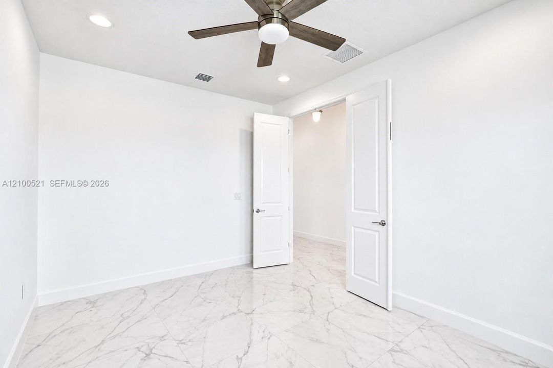 Office/bonus room