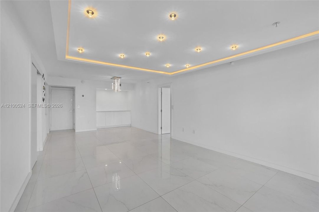 В аренду: $3,800 (2 спален, 2 ванн, 1100 Квадратных фут)
