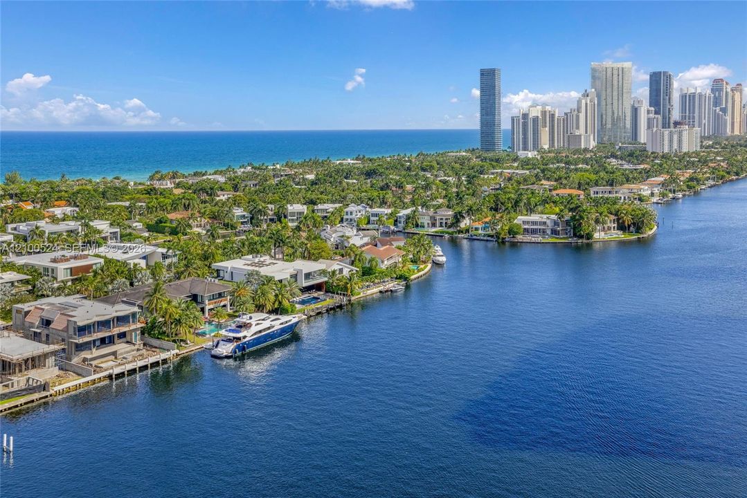 В аренду: $3,800 (2 спален, 2 ванн, 1100 Квадратных фут)