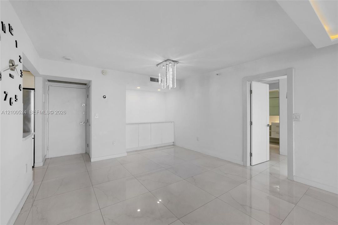 В аренду: $3,800 (2 спален, 2 ванн, 1100 Квадратных фут)