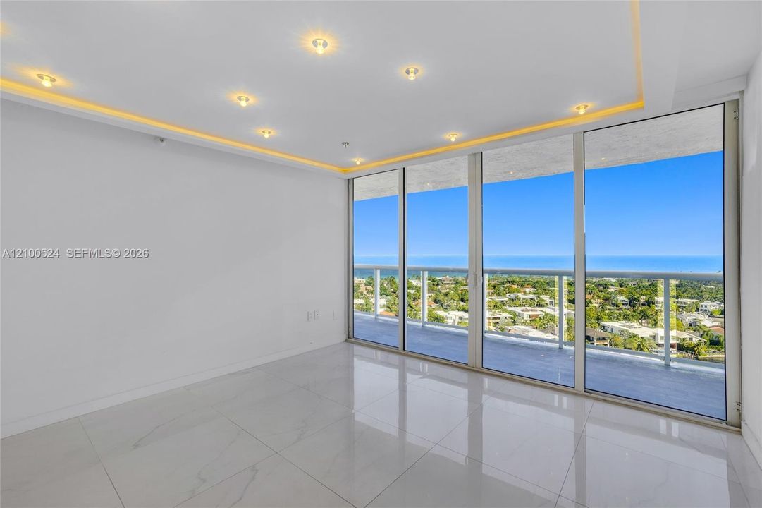 В аренду: $3,800 (2 спален, 2 ванн, 1100 Квадратных фут)