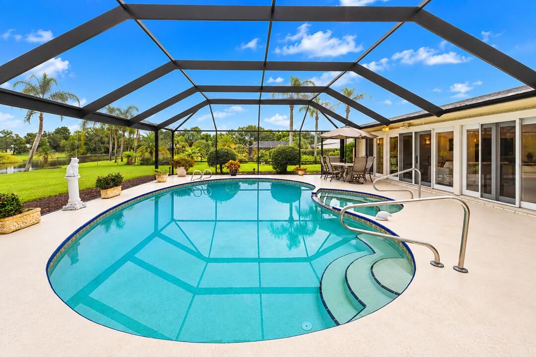 3495 SW Forest Hills Court-58